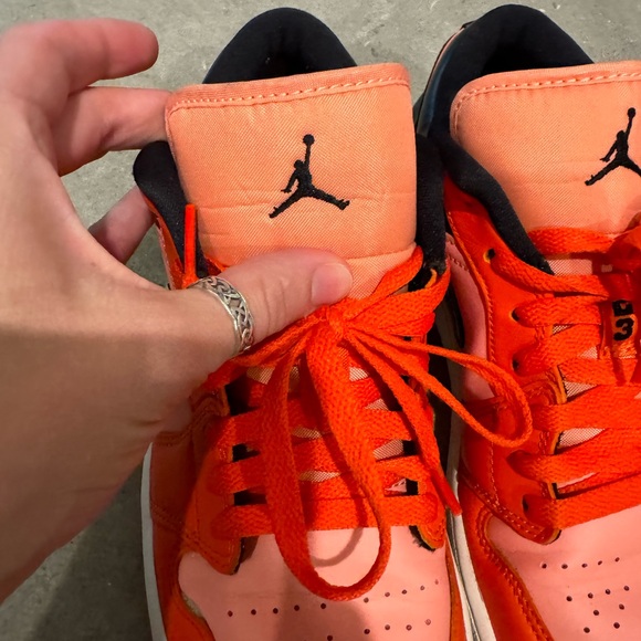 Women’s pink peach orange Jordan high tops - Picture 2 of 6
